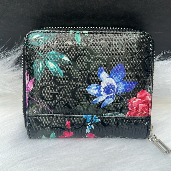 New GUESS Women's wallet Guess original Abree Small Zip-Around Wallet - Picture 3 of 6